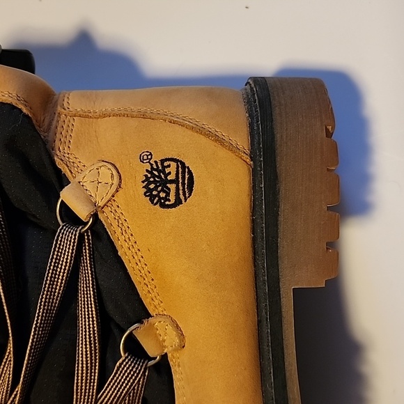 Timberland 650 winter boot. Size US 3 - Picture 3 of 9